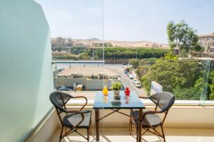 king pyramids view hotel