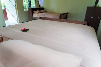 yawekata eco still bluewater resort