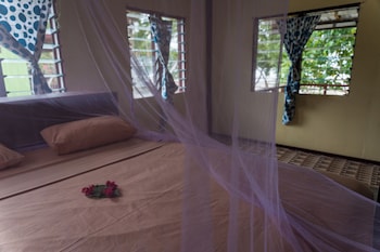 yawekata eco still bluewater resort