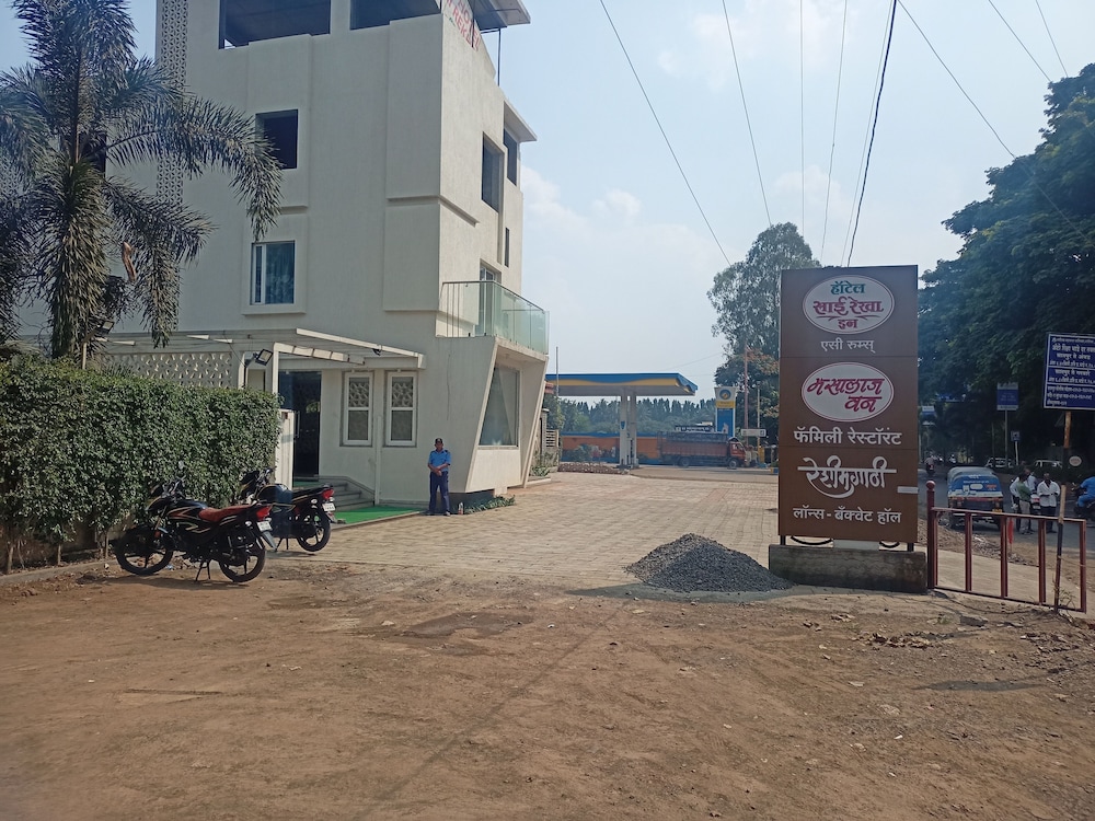 treebo sai rekha inn