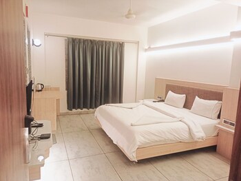 treebo sai rekha inn