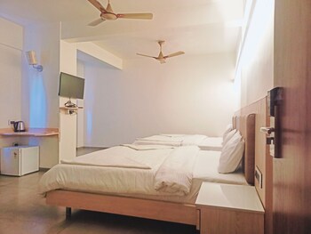 treebo sai rekha inn