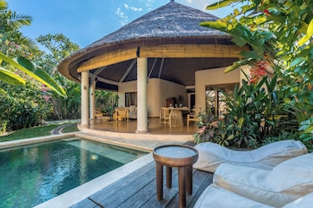 flor villa by hombali