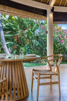 flor villa by hombali