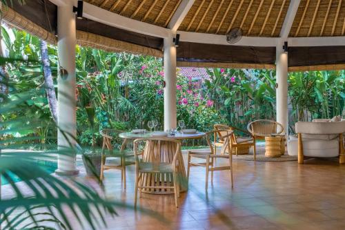 flor villa by hombali