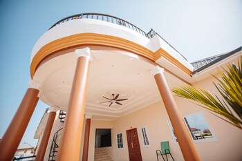 bethel suites hotel