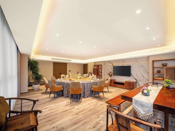 hilton garden inn jiangmen xinhui