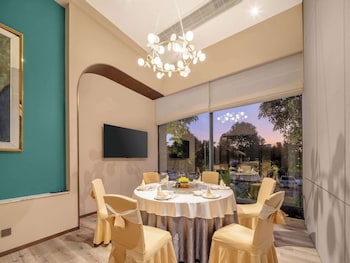 hilton garden inn jiangmen xinhui