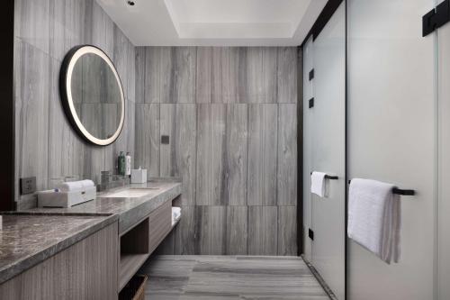 hilton garden inn jiangmen xinhui