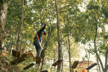 naya gaun resort sarangkot