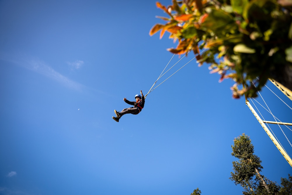 naya gaun resort sarangkot