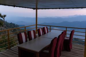 naya gaun resort sarangkot