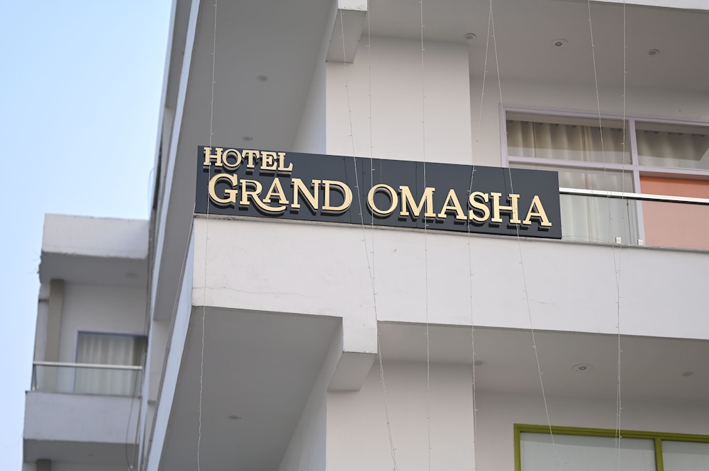 hotel grand omasha
