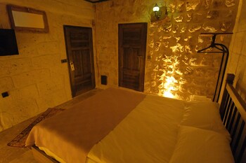euphoria cave house