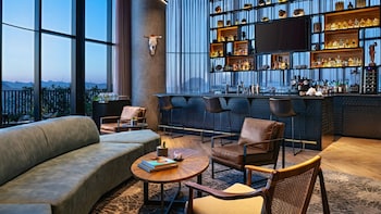 vetta distrito uno autograph collection