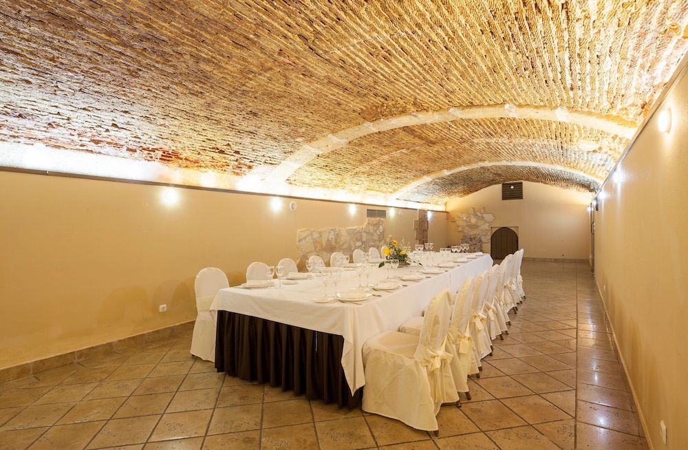 ilunion merida palace