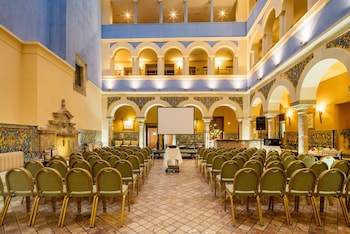 ilunion merida palace