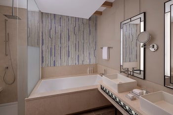 marriott marquis dubai