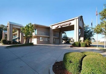 econo lodge meridian south