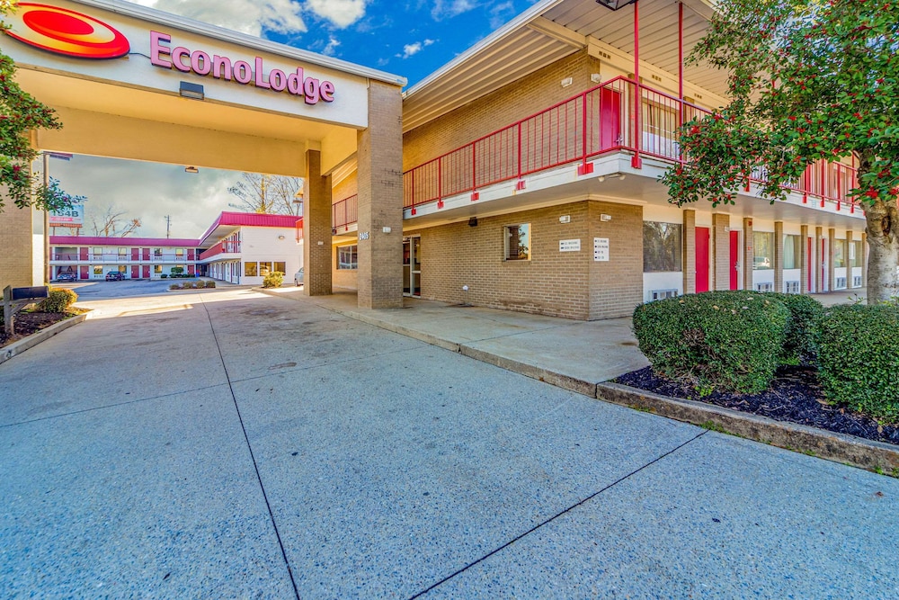 econo lodge meridian south