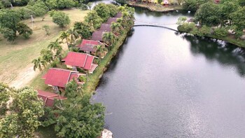khao yai lake hill resort