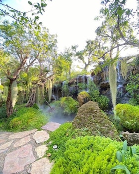 khao yai lake hill resort