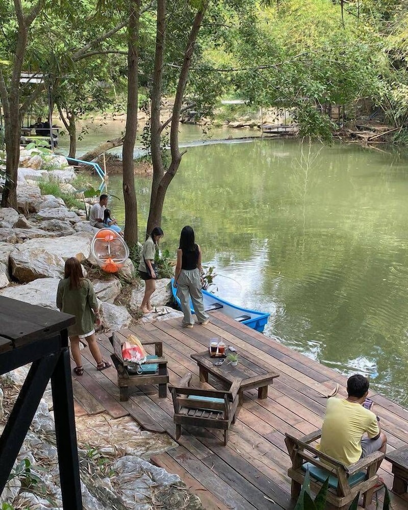 khao yai lake hill resort