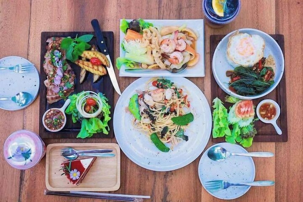 khao yai lake hill resort