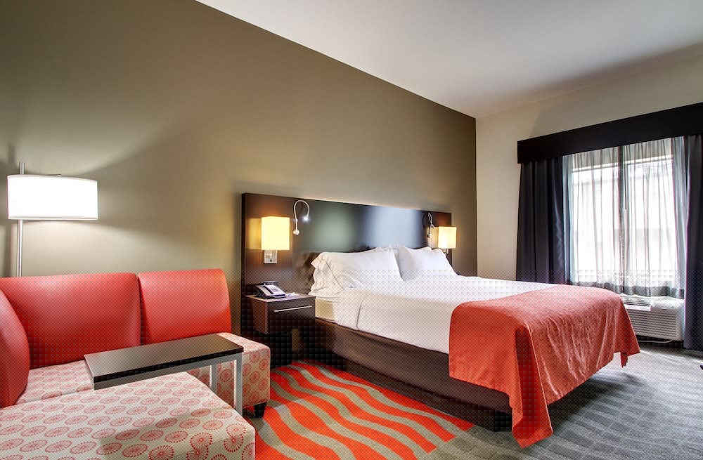 La Quinta Inn & Suites By Wyndham Meridian,Mississippi>>Meridian,3 star