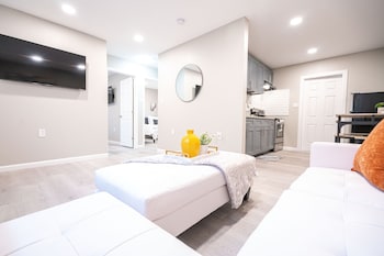 university serenity suites