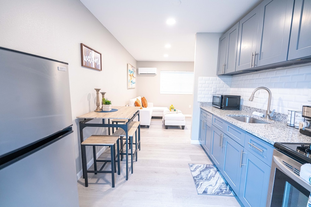university serenity suites