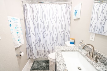 university serenity suites