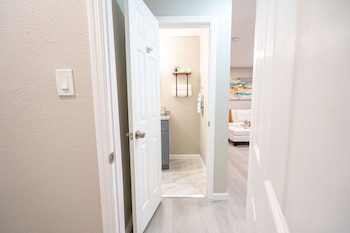 university serenity suites