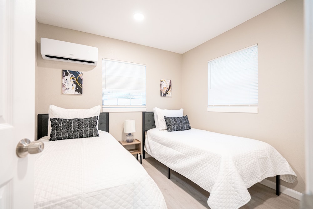 university serenity suites