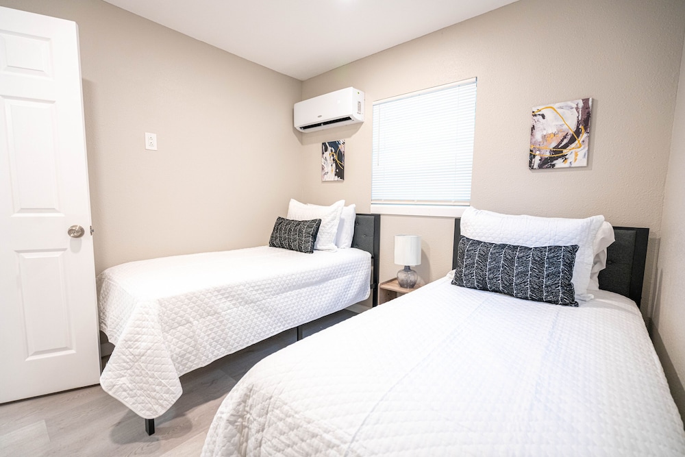 university serenity suites