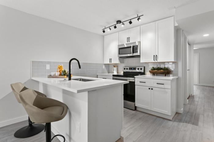 university serenity suites