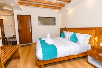 pokhara alpine and springs