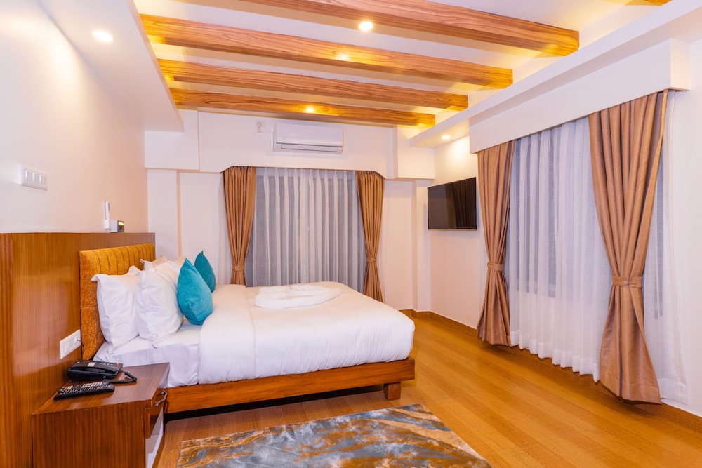 pokhara alpine and springs