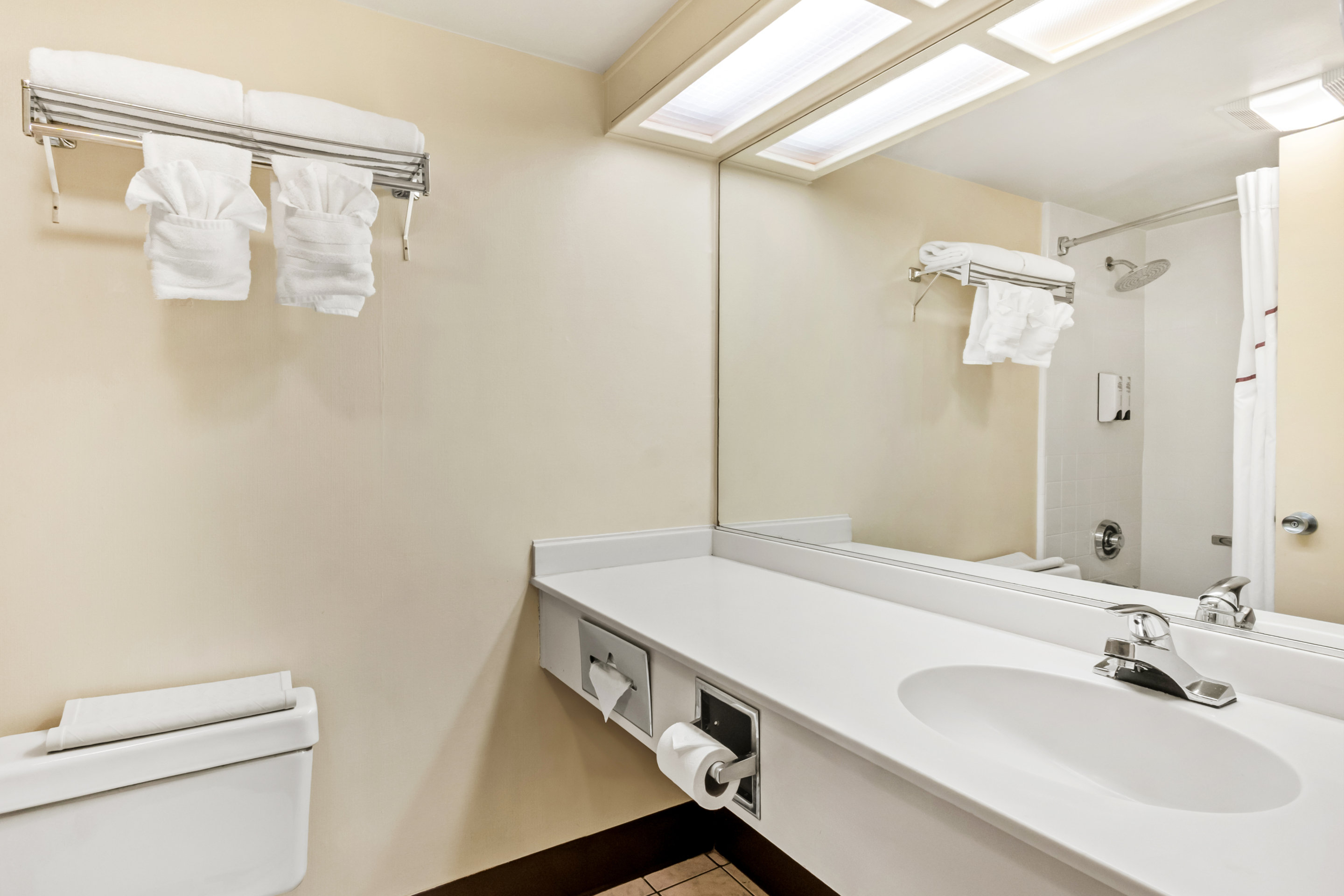 red roof inn yuba city
