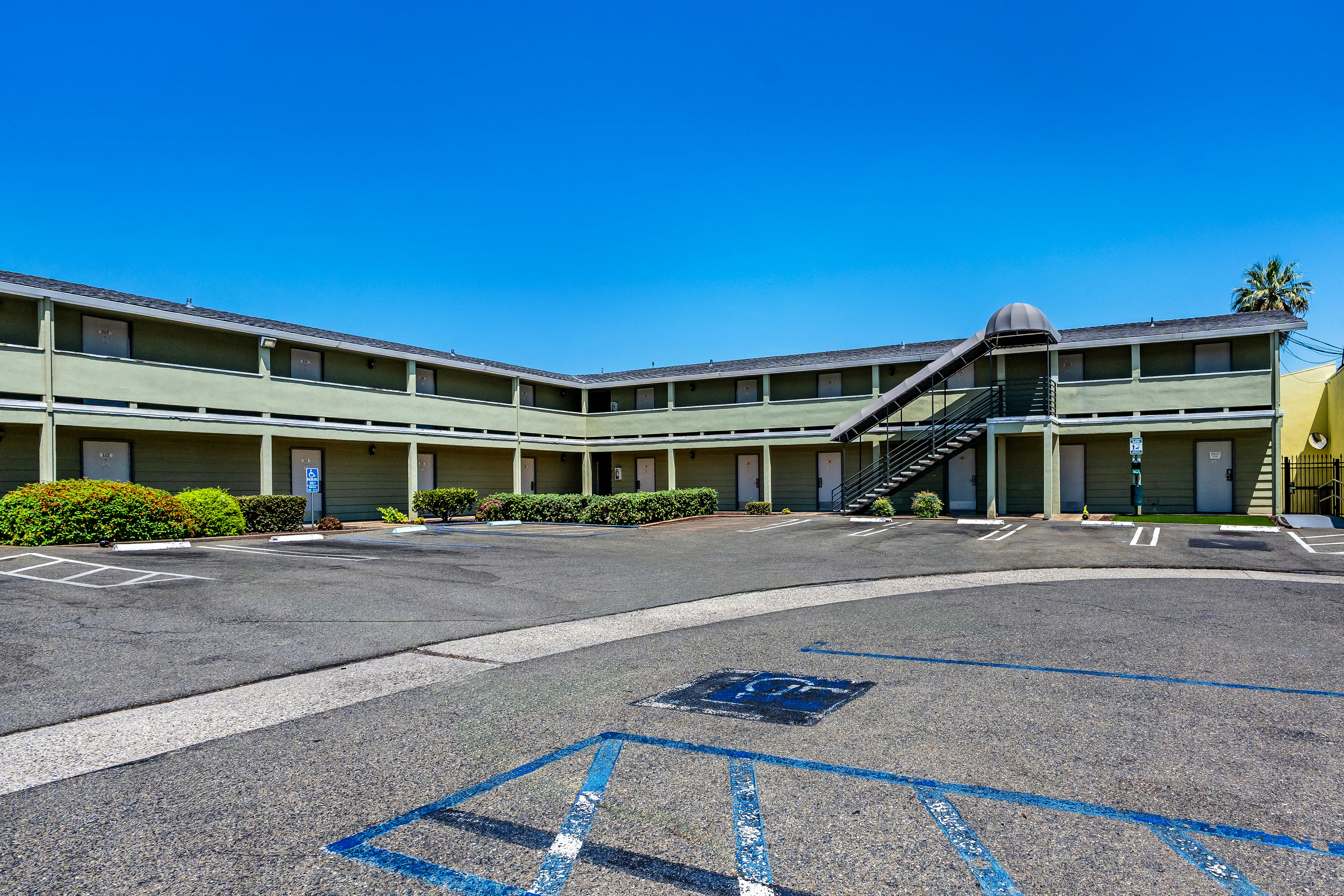 red roof inn yuba city