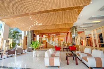 oceanwaves beach resort cam ranh