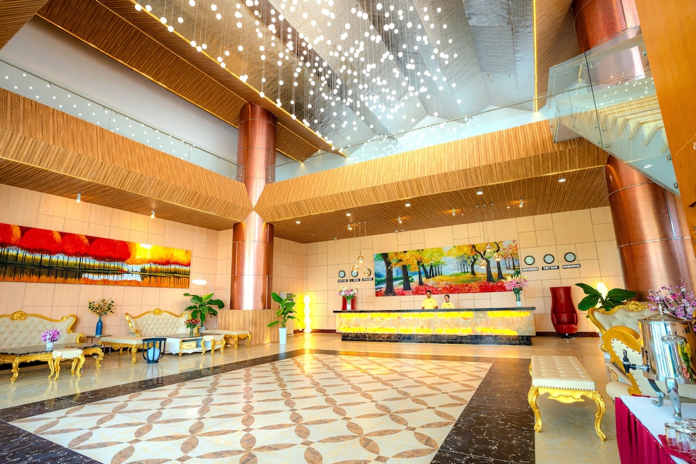 oceanwaves beach resort cam ranh