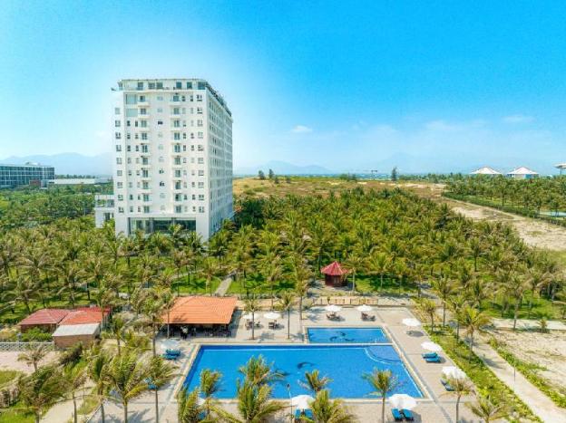 oceanwaves beach resort cam ranh
