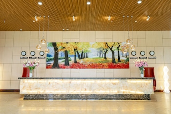 oceanwaves beach resort cam ranh