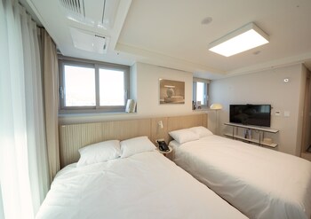 uh flat the sokcho