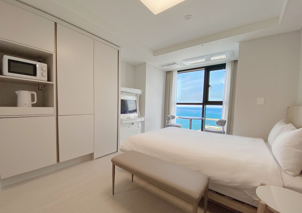uh flat the sokcho