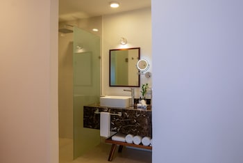 the beachfront by the fives hotels all inclusive