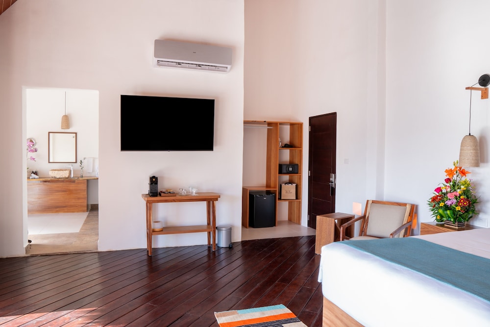 the beachfront by the fives hotels all inclusive