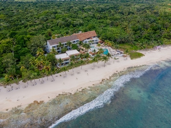 the beachfront by the fives hotels all inclusive