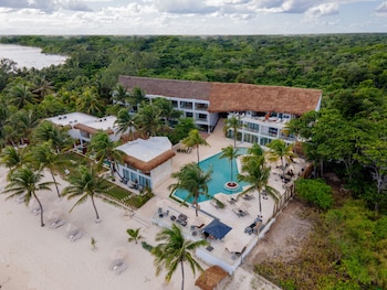 the beachfront by the fives hotels all inclusive